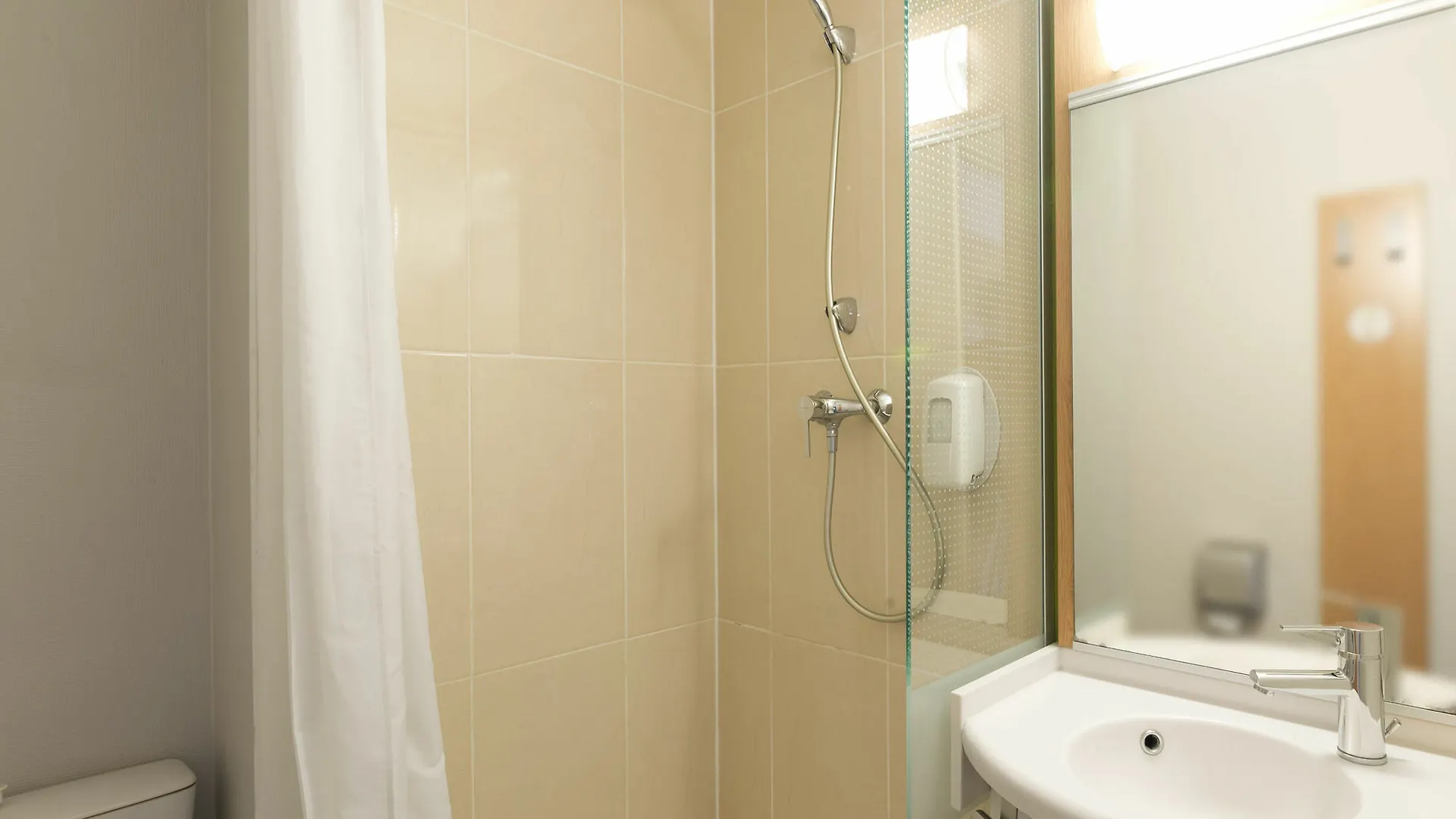 B&B Hotel Saint-Malo Centre